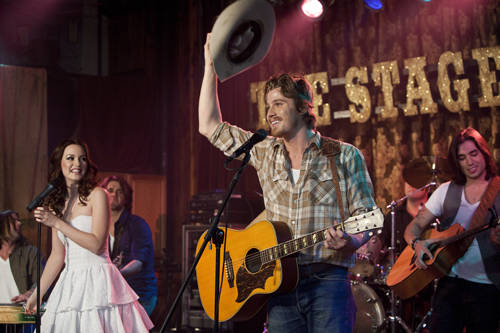 Garrett Hedlund set foot on the Opry's famous circle– the six-foot piece of 